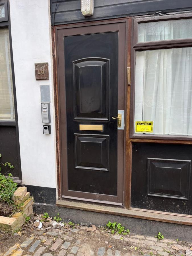 Studio Flat In The Heart Of Golders Green Londen Buitenkant foto